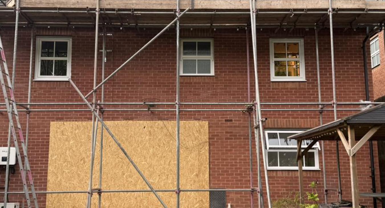 Solar Panels With Battery Storage In Princethorpe